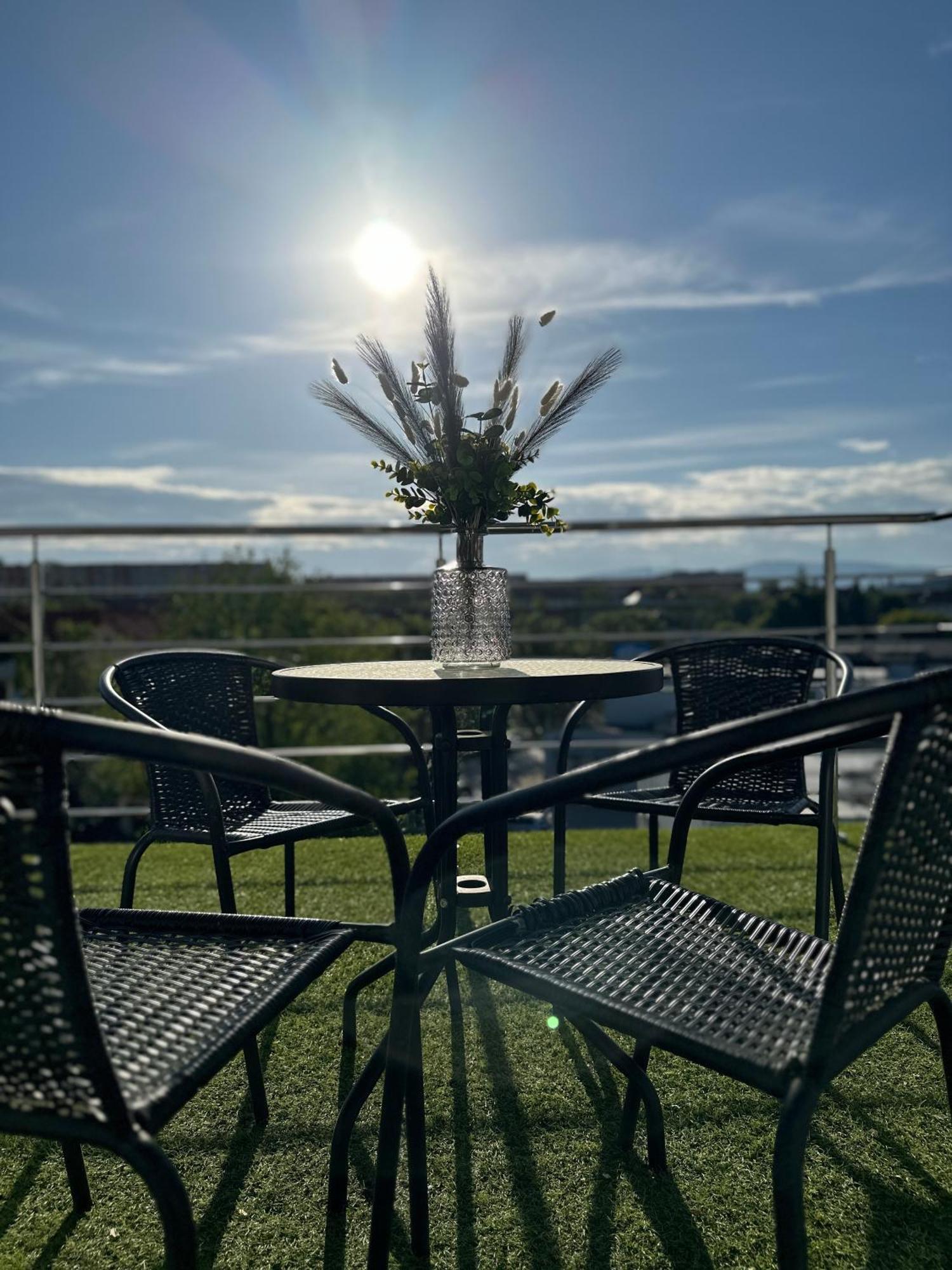 Panorama Apartments Prešov Buitenkant foto