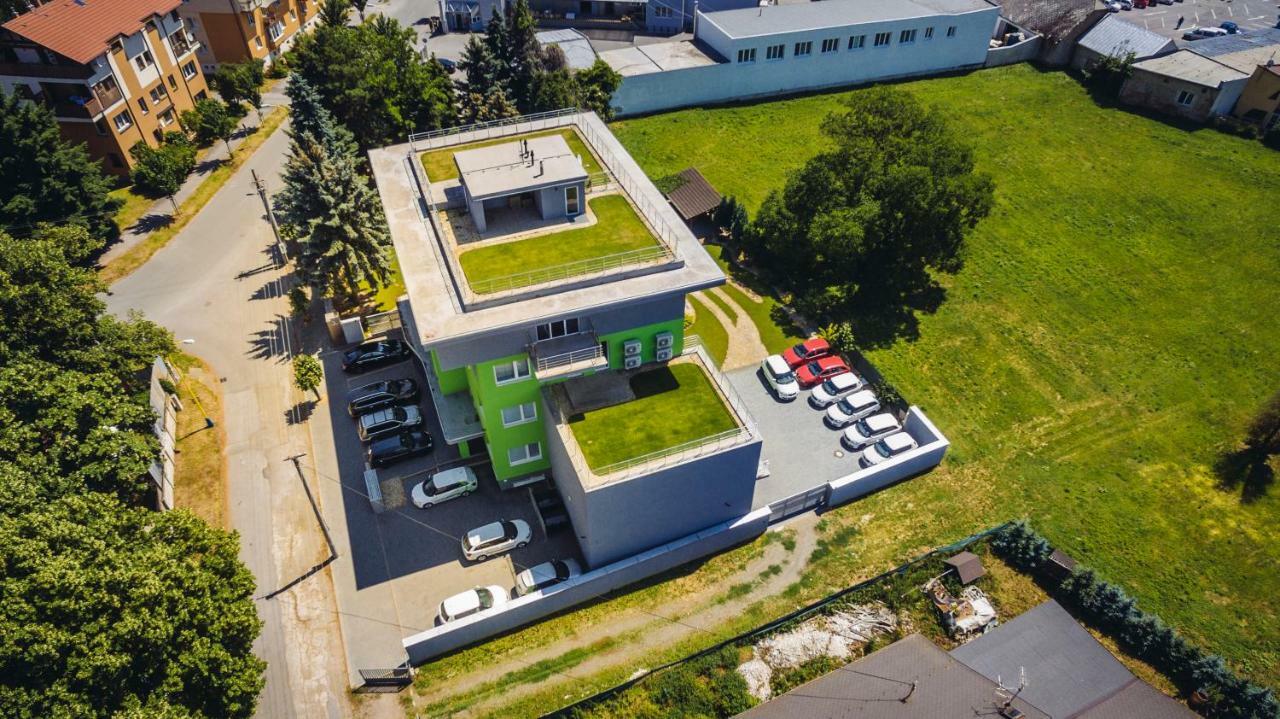 Panorama Apartments Prešov Buitenkant foto